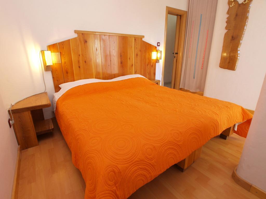 Apartments By The Sea 750 Pjescana Uvala Exterior foto
