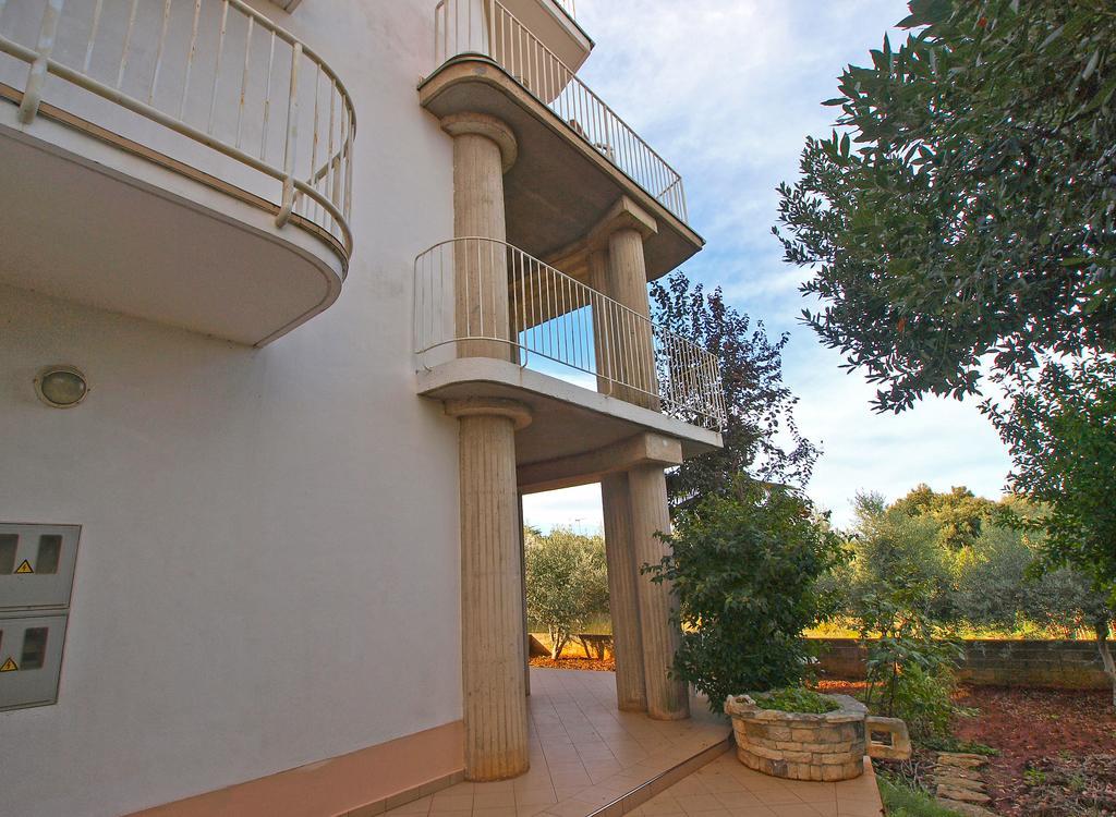 Apartments By The Sea 750 Pjescana Uvala Exterior foto