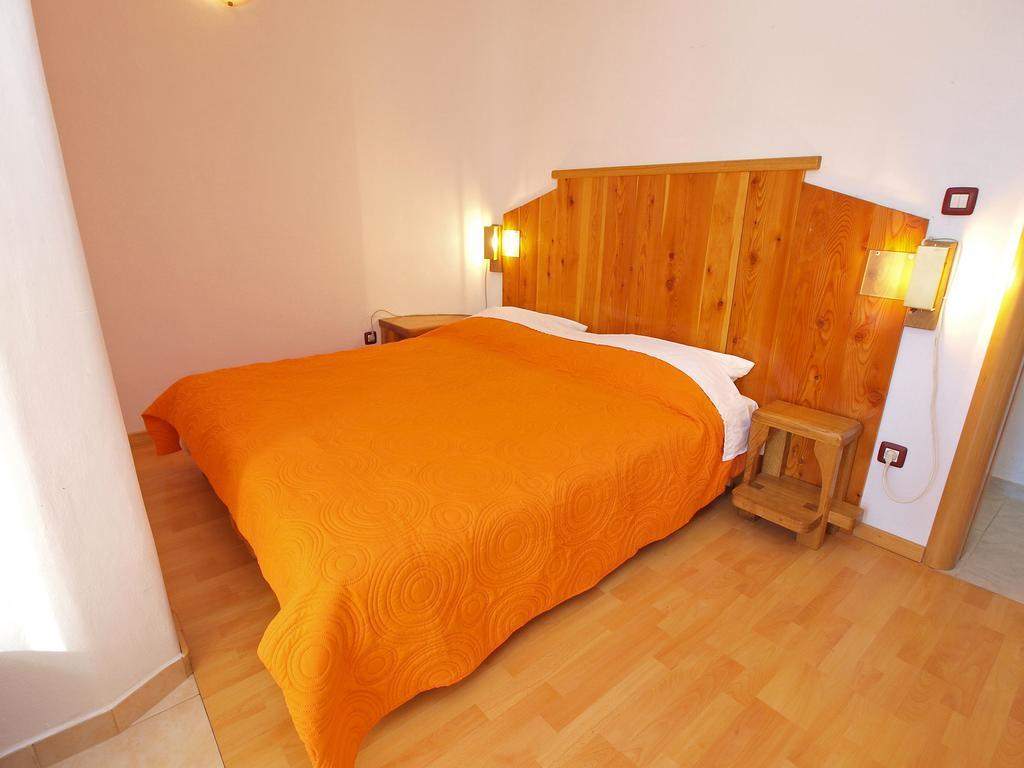 Apartments By The Sea 750 Pjescana Uvala Exterior foto
