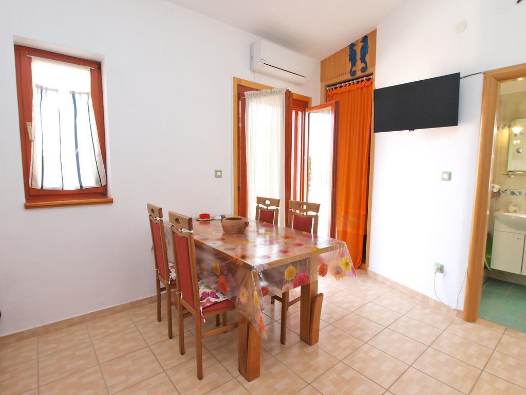 Apartments By The Sea 750 Pjescana Uvala Exterior foto