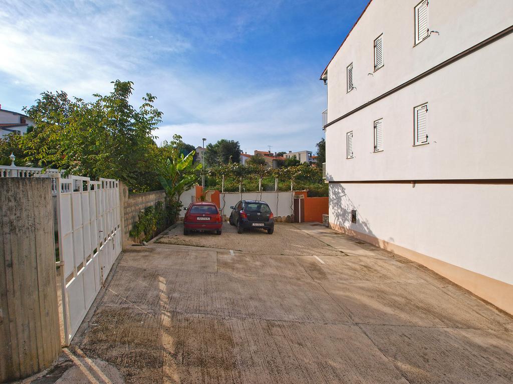Apartments By The Sea 750 Pjescana Uvala Exterior foto
