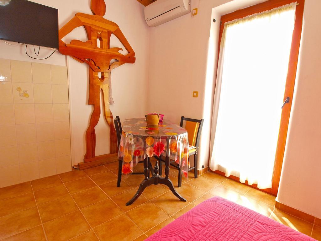 Apartments By The Sea 750 Pjescana Uvala Exterior foto
